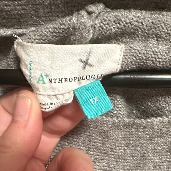 Anthropologie Fresnel Pullover Women's Sweater with Button Detail size 1x - Picture 9 of 9